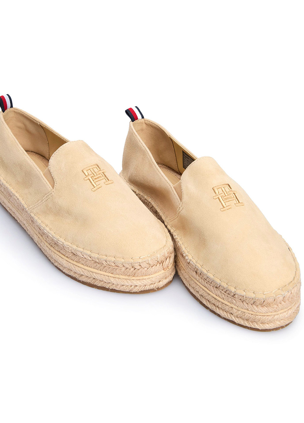 Бежевые слипоны Tommy Hilfiger с логотипом, на плетеной подошве однотонные