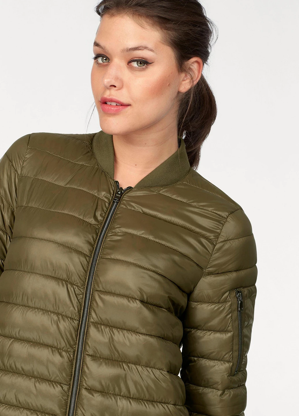 Оливковая демисезонная куртка Vero Moda