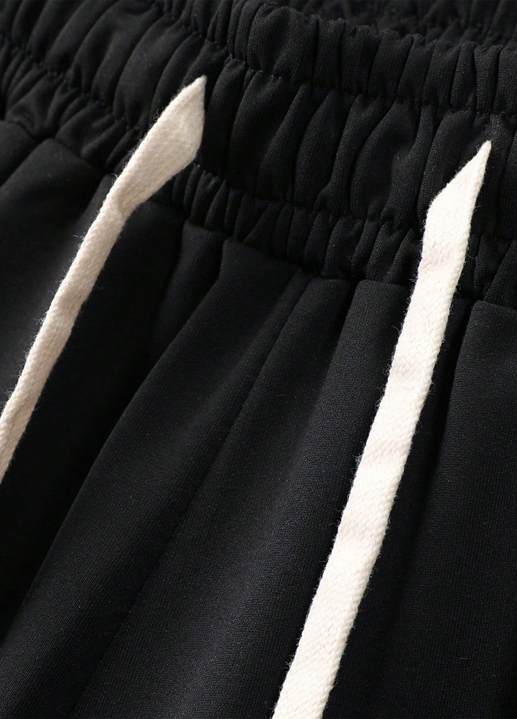 Чорний літній костюм (футболка, шорти) з шортами SHEIN