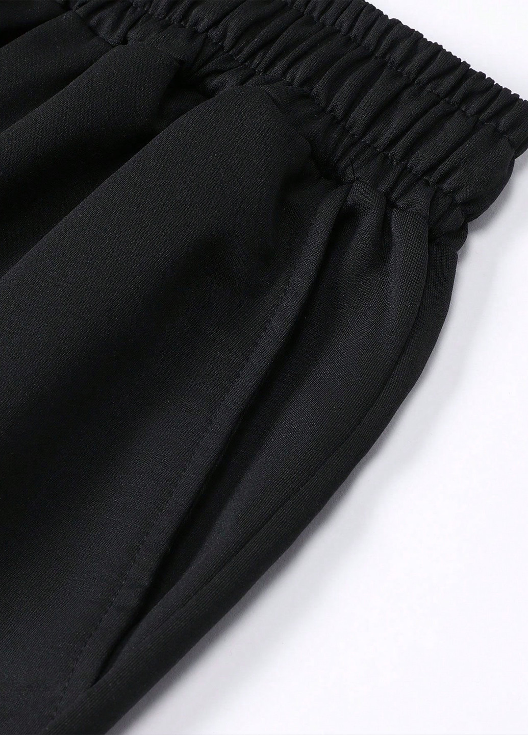 Чорний літній костюм (футболка, шорти) з шортами SHEIN