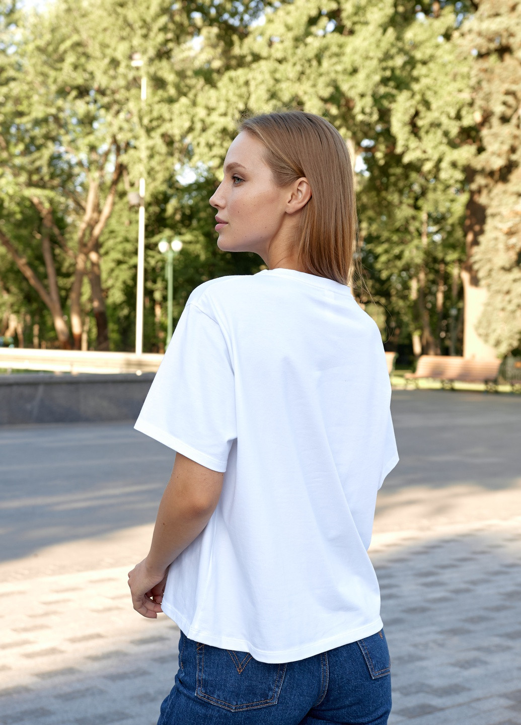 Белая летняя футболка Comease