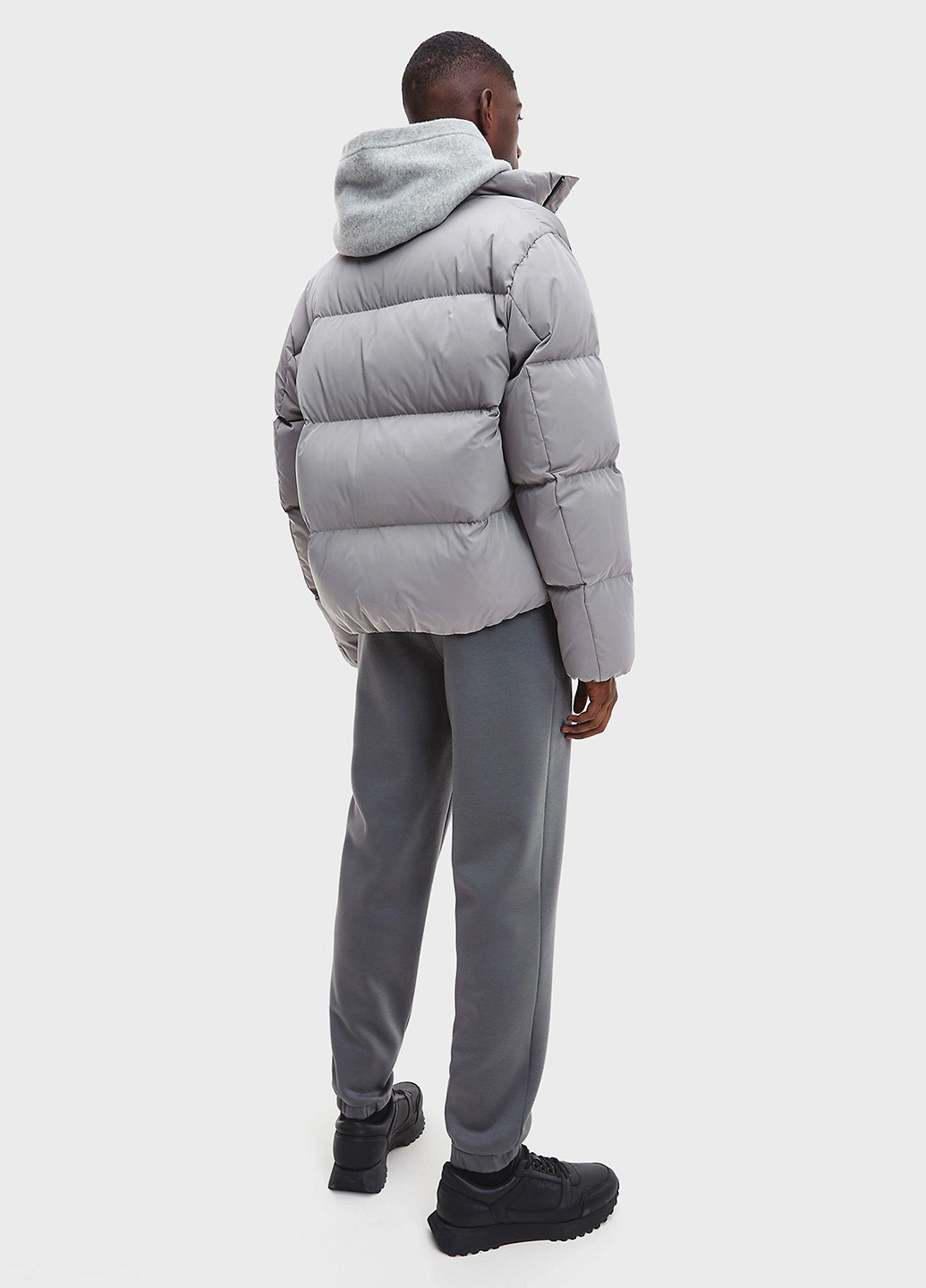 Серая демисезонная куртка Calvin Klein