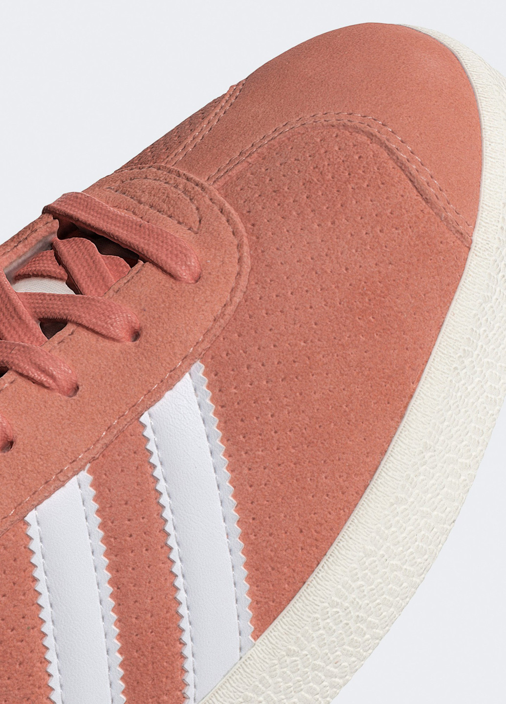 Розовые всесезонные кроссовки adidas GAZELLE ORIGINALS