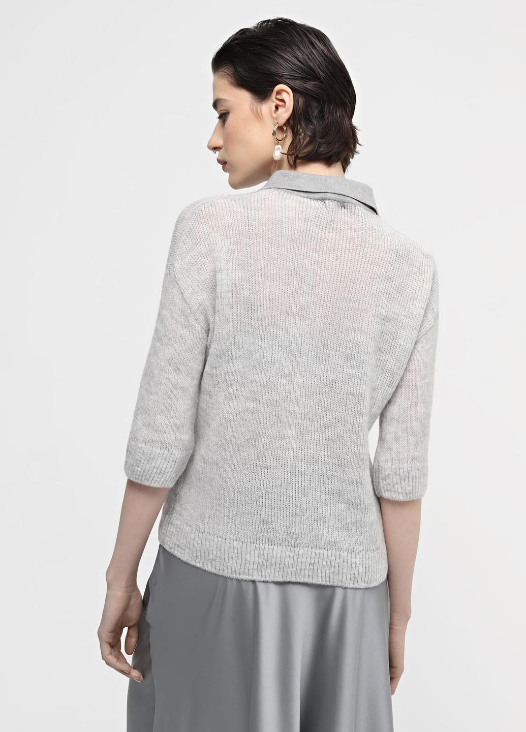 Светло-серый демисезонный свитер Sewel