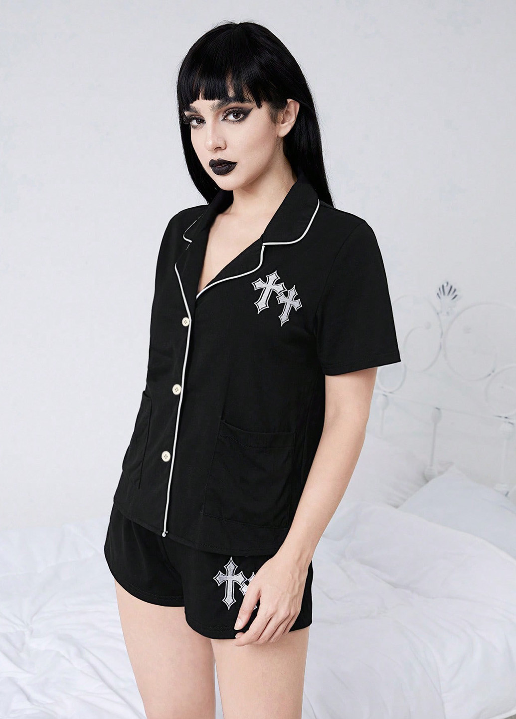 Черная всесезон пижама (рубашка, шорты) рубашка + шорты Romwe