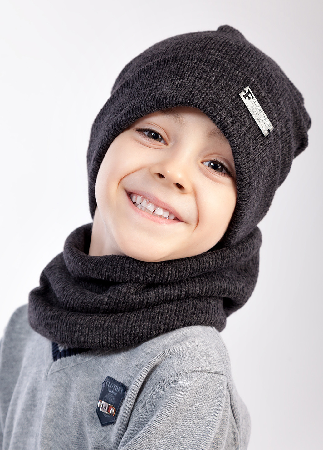 Чорний демісезонний комплект (шапка, шарф-снуд) JAMS