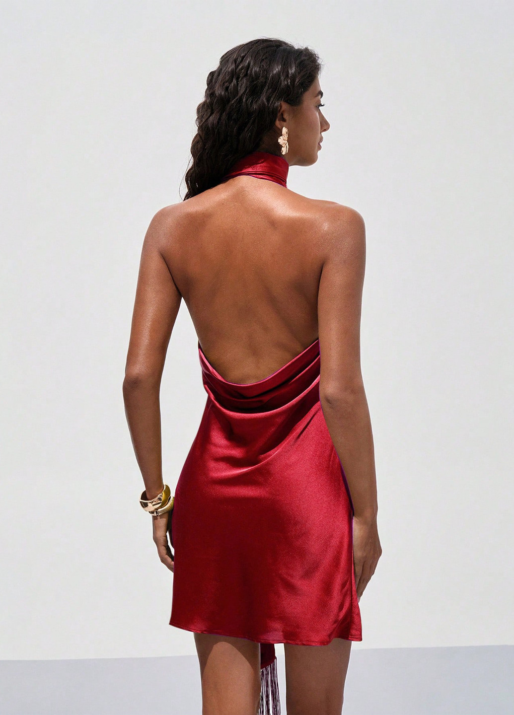 Красное праздничный, коктейльное, вечернее платье с открытой спиной SHEIN однотонное