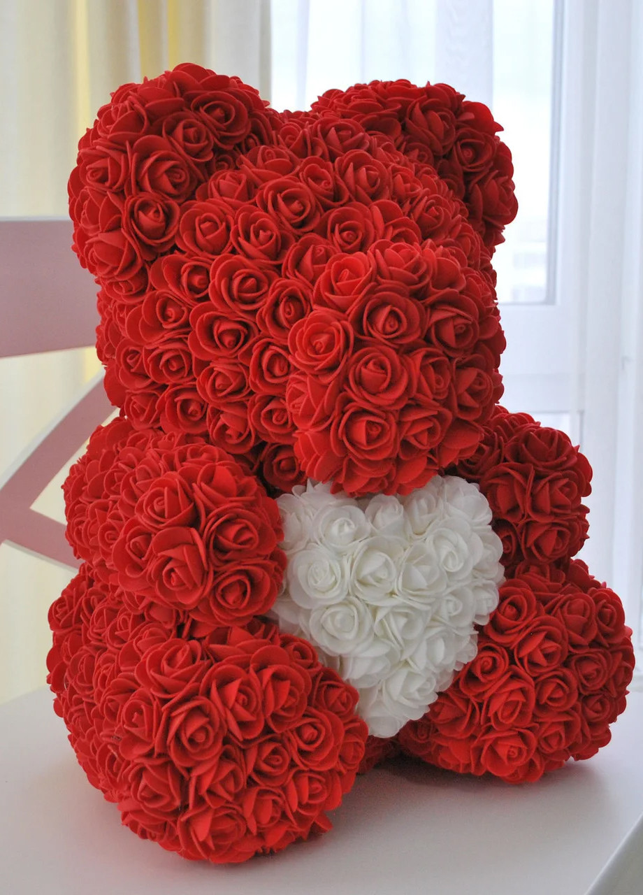 Ведмедик з троянд 40 см у подарунковій коробці No Brand (251931986)