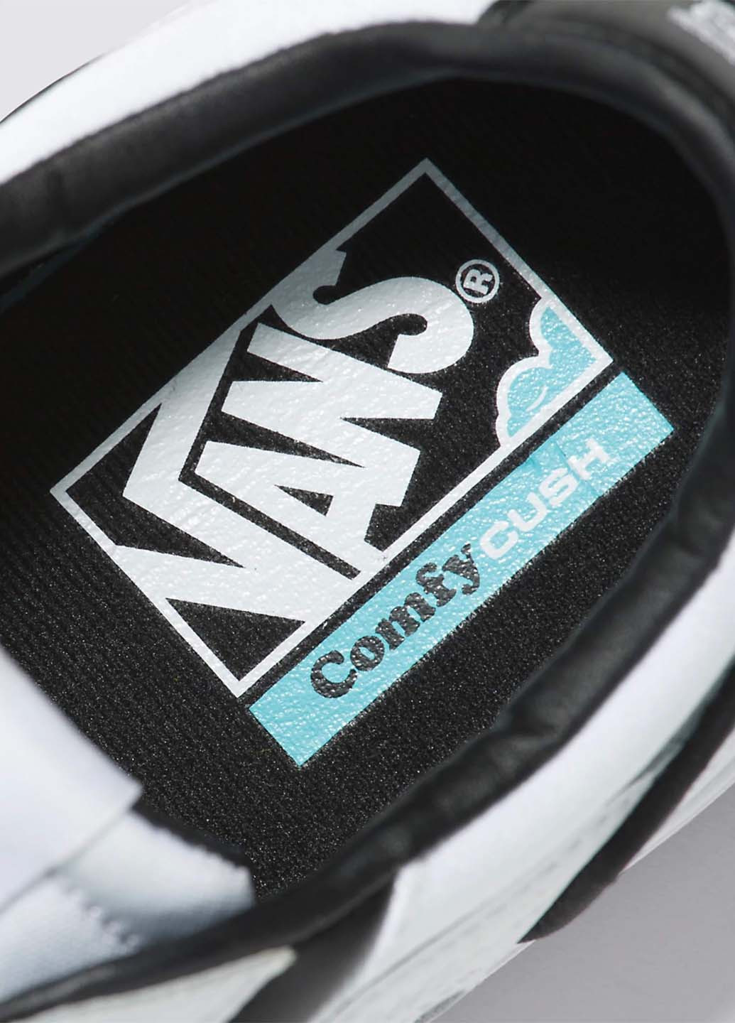 Білі кеди Vans Lowland