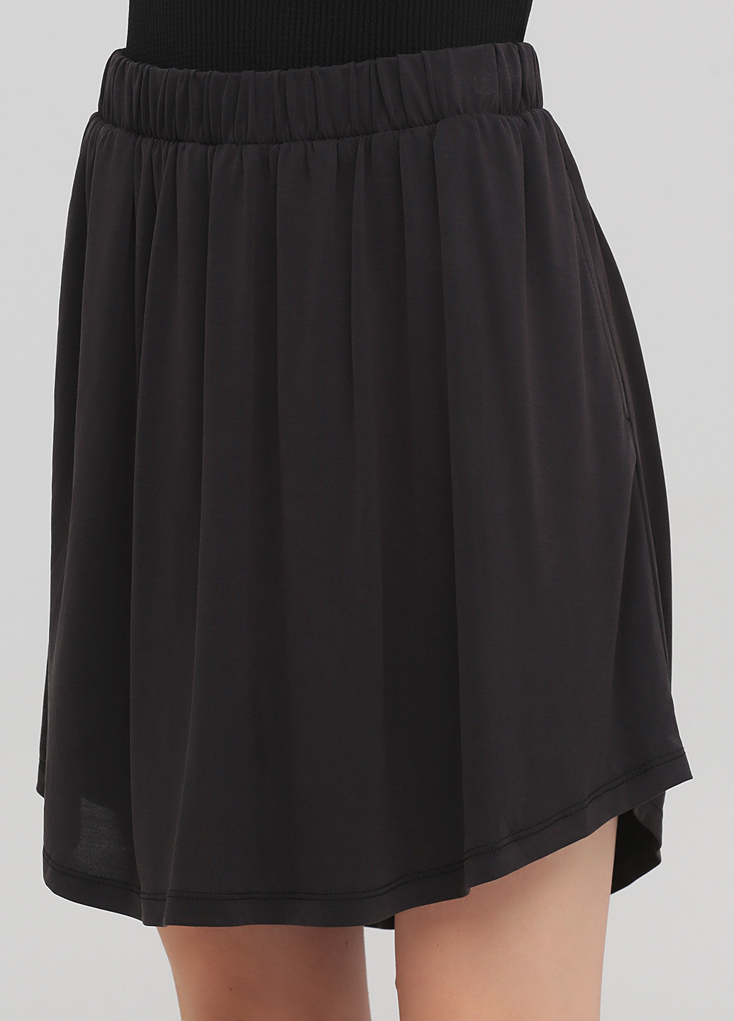 Черная кэжуал однотонная юбка Minimum клешированная
