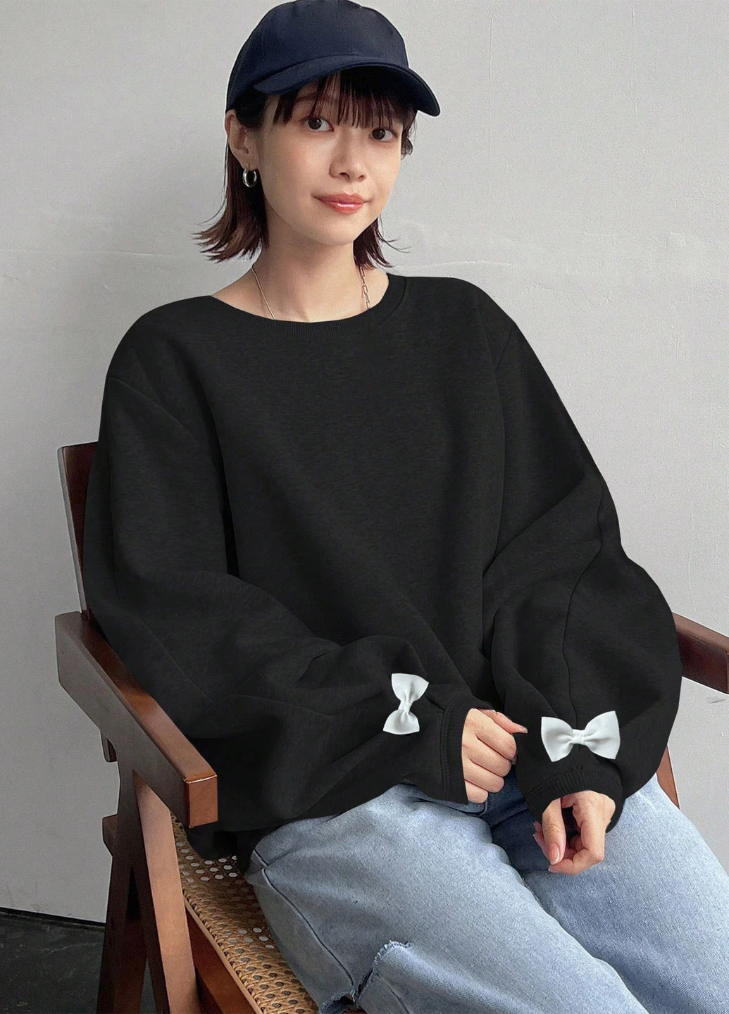 Чорний світшот SHEIN однотонний бант (346756224)