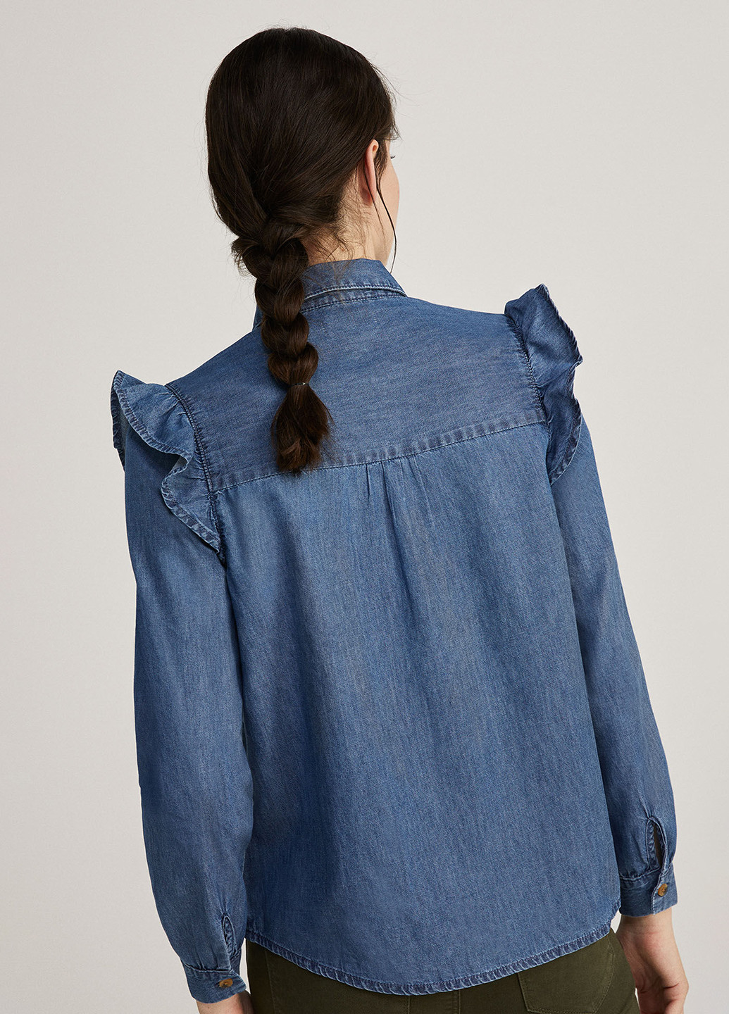 Темно-синяя джинсовая рубашка однотонная Springfield