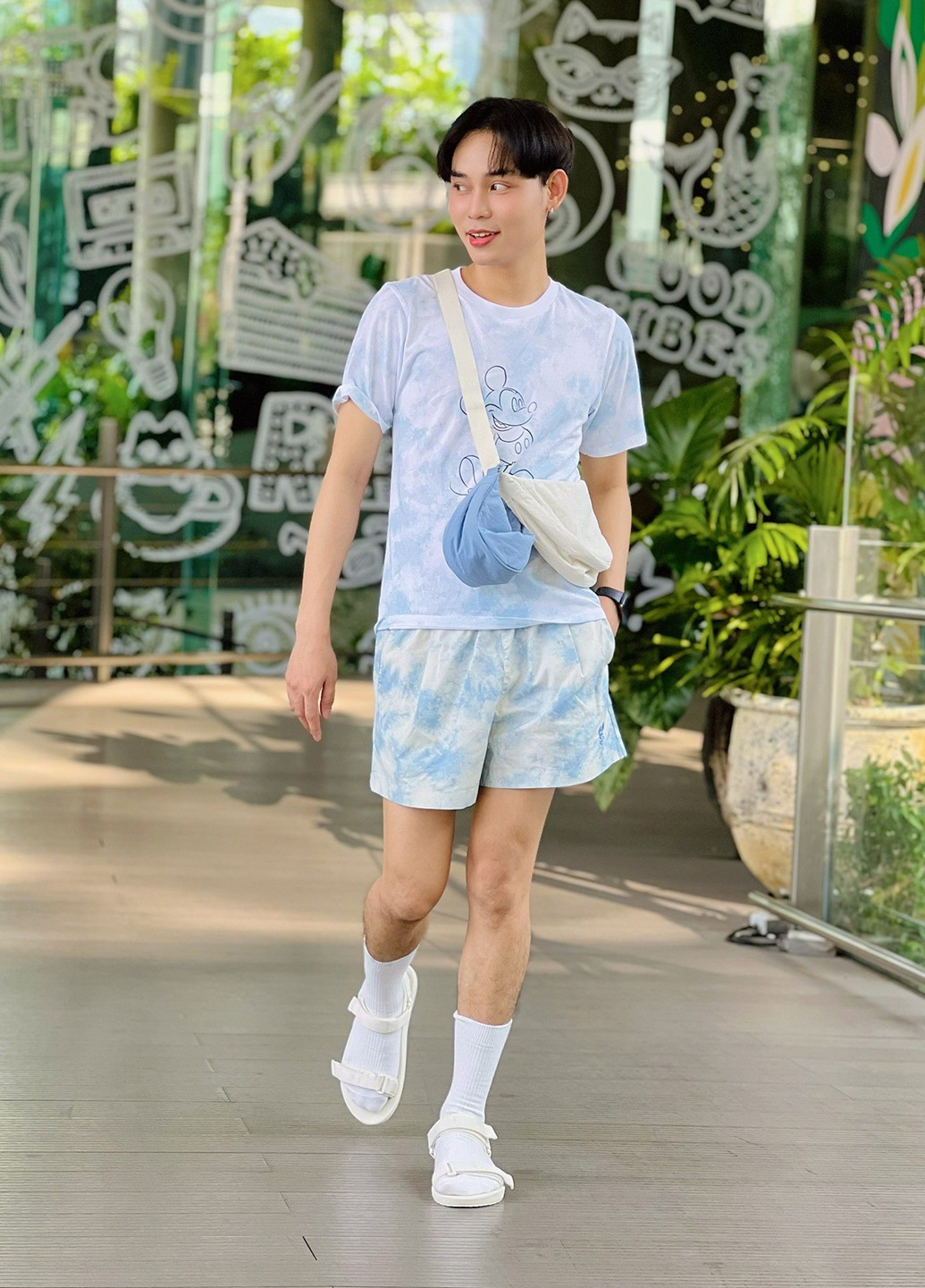 Шорты Uniqlo (353745823)