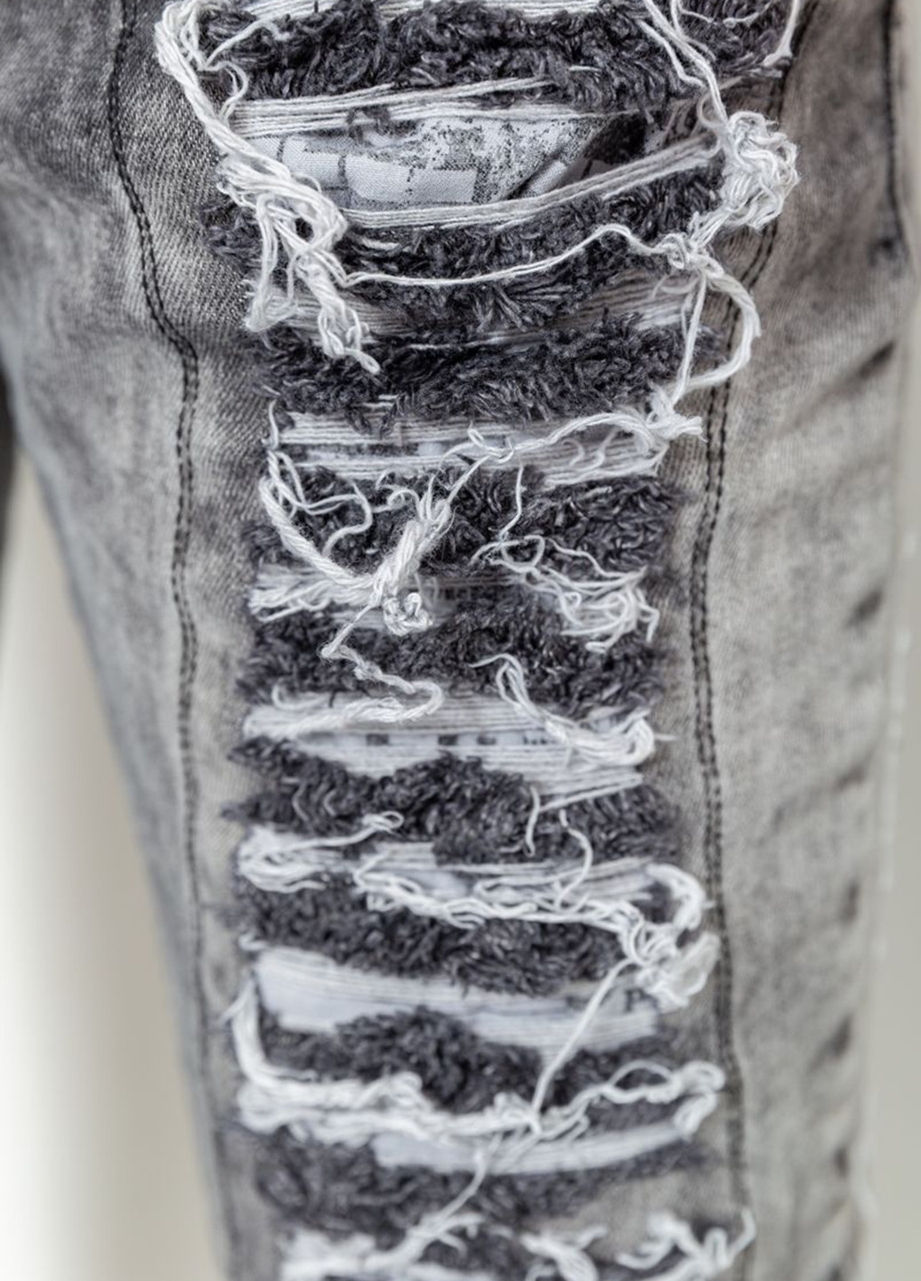 Серые демисезонные скинни джинсы Ager