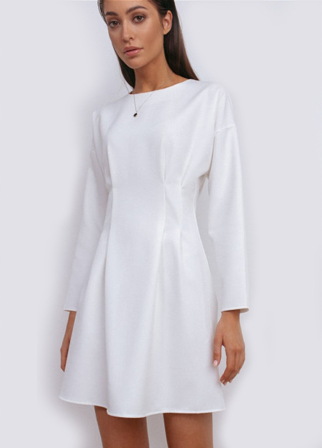 Белое кэжуал платье с акцентом на талии, мини Egostyle однотонное