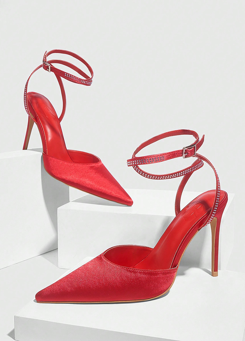 SHEIN Туфлі туфлі-човники червоний з текстиль, китай — демісезон (367802506)