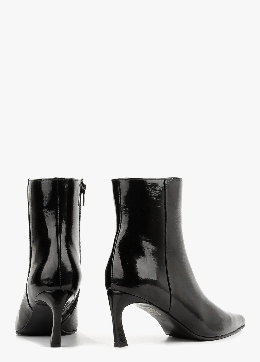 Черные демисезонная ботильоны Le'BERDES