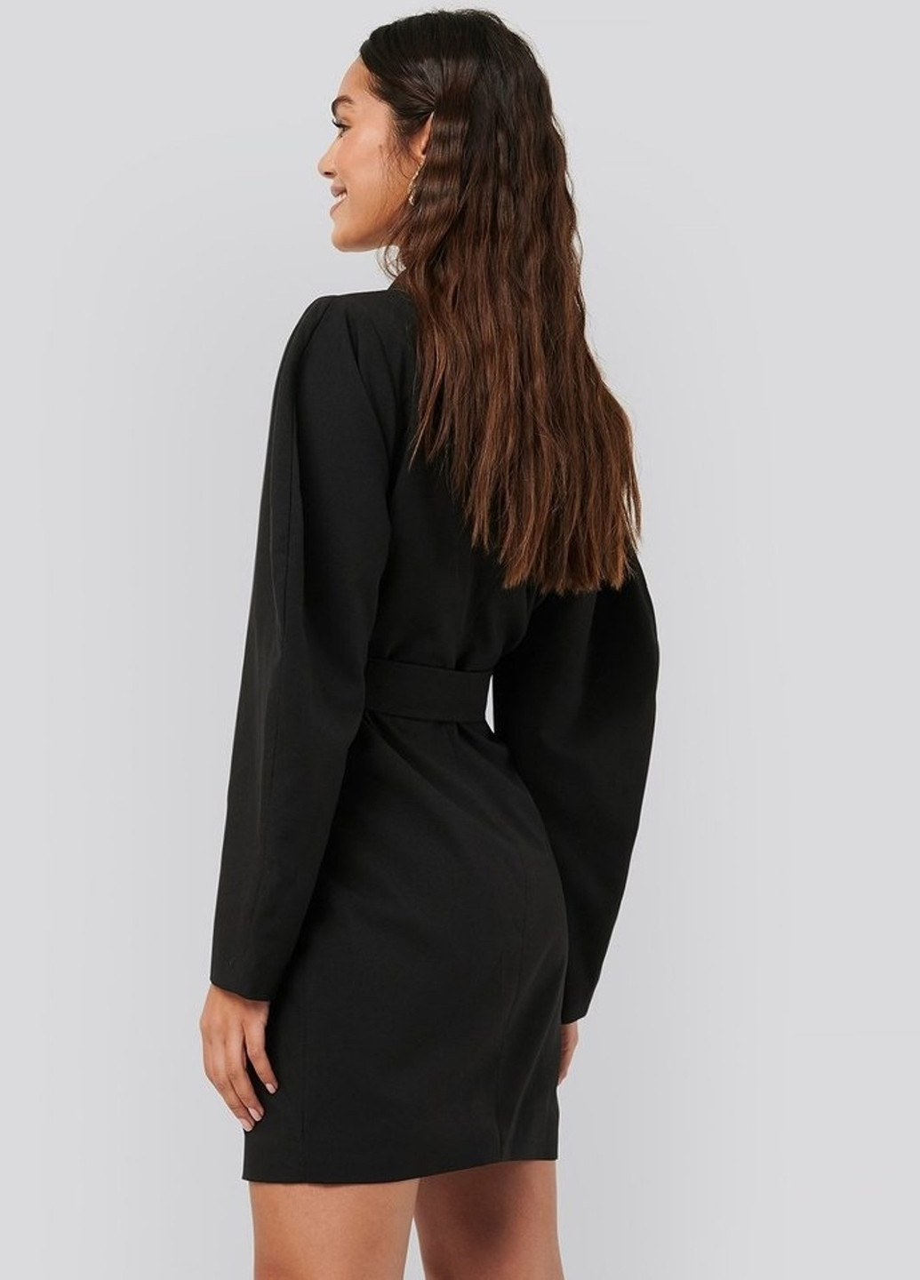 Черное кэжуал платье платье-жакет NA-KD однотонное