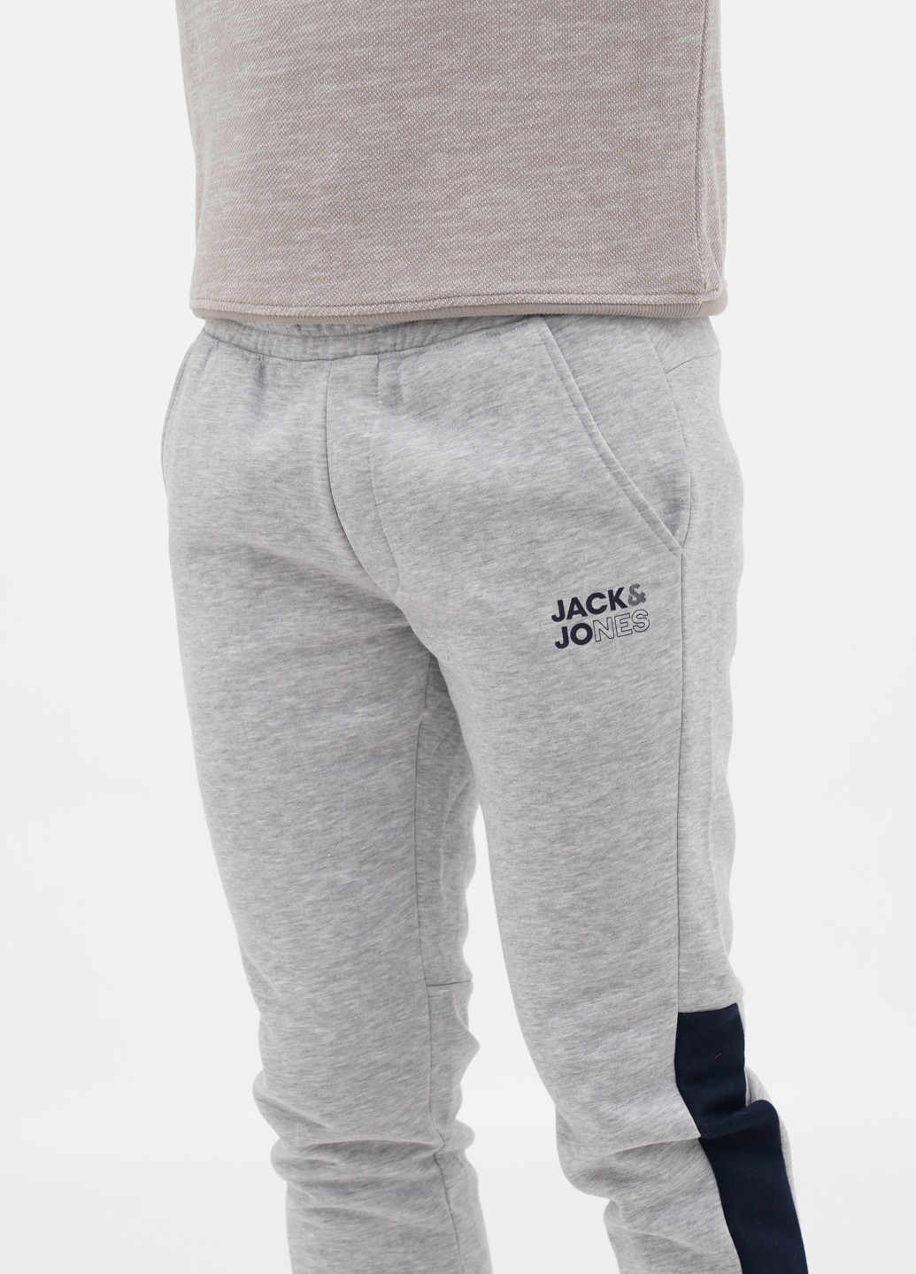 Серые кэжуал демисезонные джоггеры брюки Jack & Jones