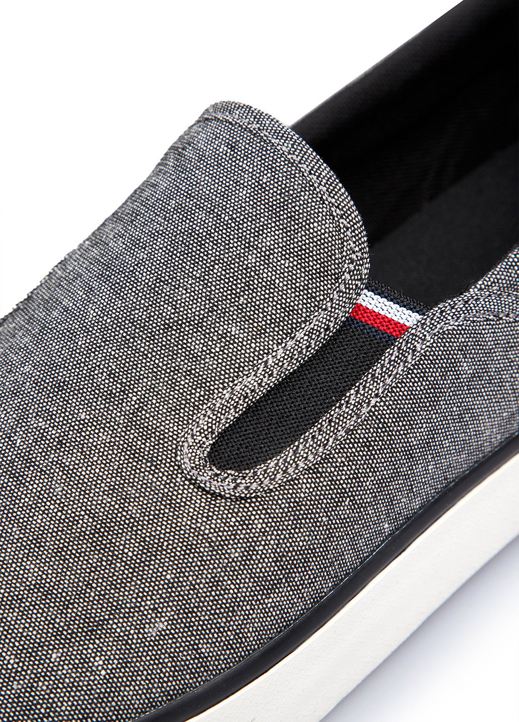 Черные слипоны Tommy Hilfiger с логотипом, с вышивкой