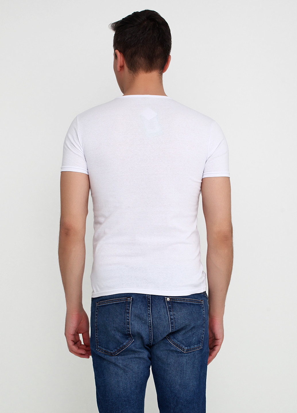 Белая футболка Benger