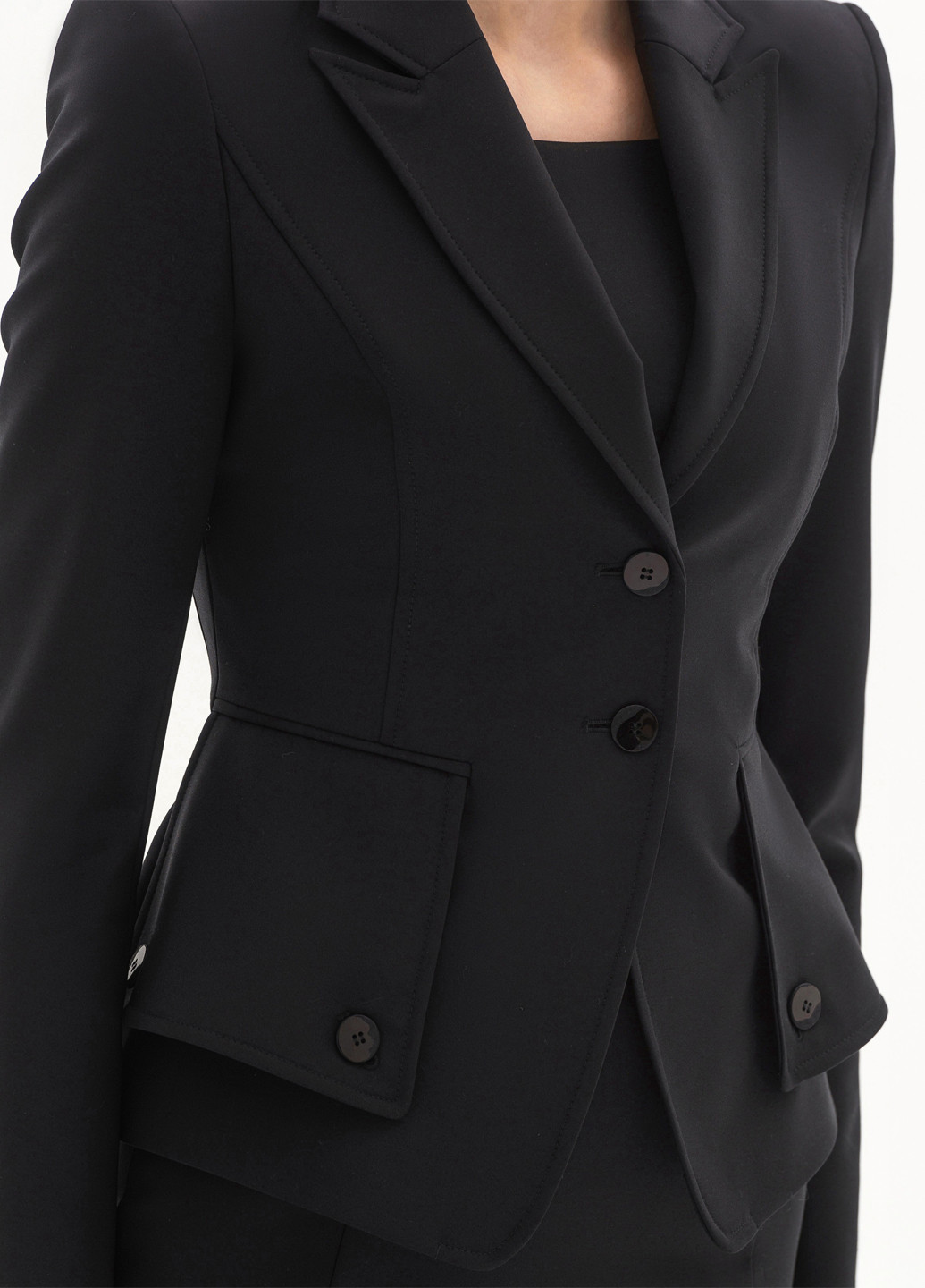 Черный женский жакет BGL однотонный - демисезонный