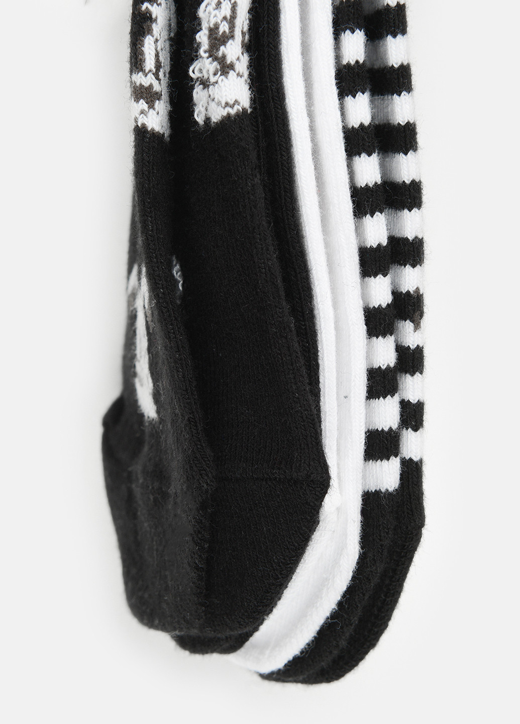 Чорно-білі шкарпетки (4 шт) C&A однотонні (250056457)