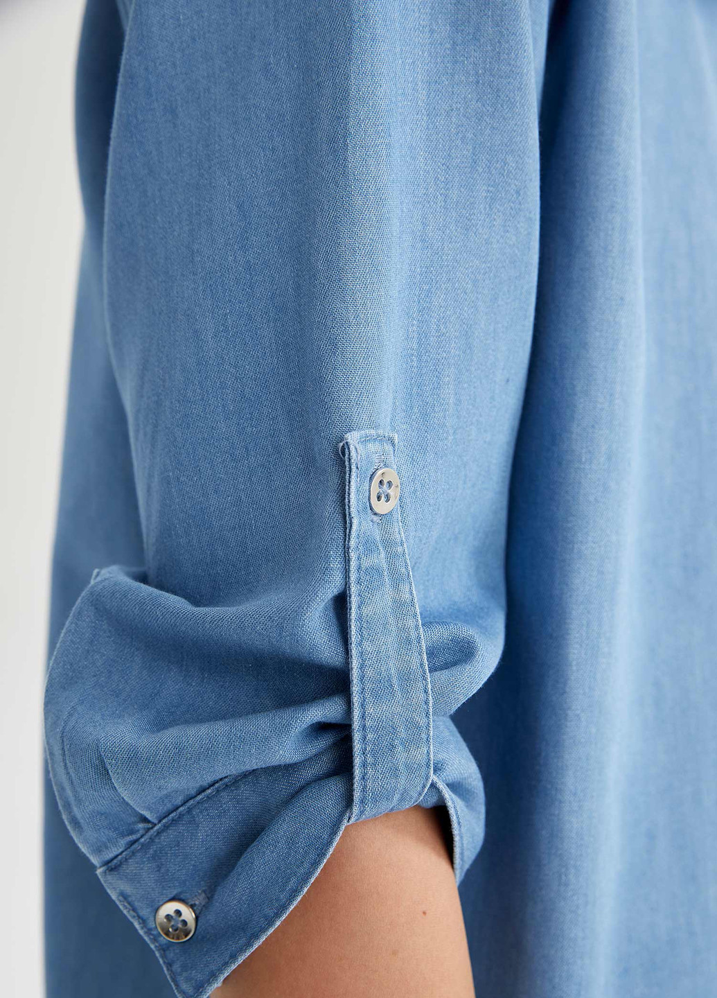 Сорочка DeFacto блакитна джинсова бавовна