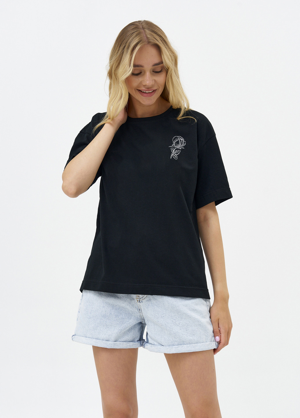 Черная летняя футболка женская оверсайз flower KASTA design