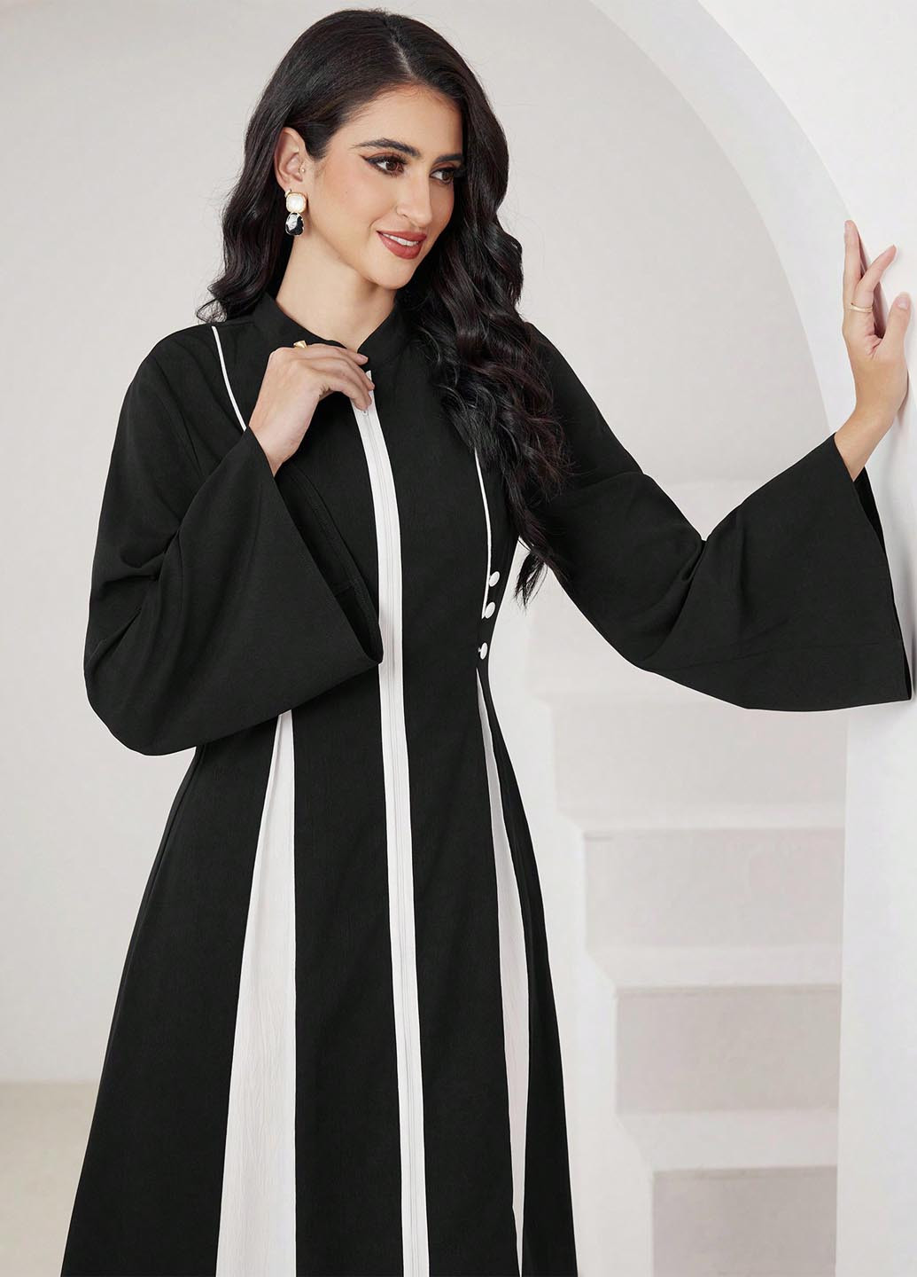 Черное кэжуал платье клеш SHEIN колор блок