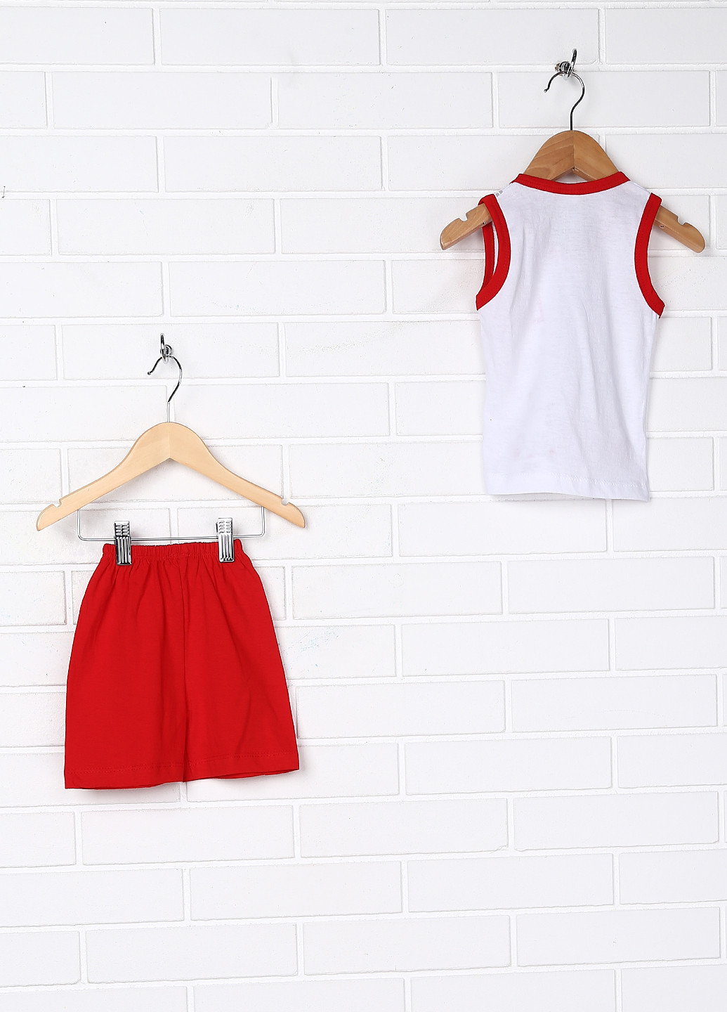 Красный летний комплект (майка, шорты) Senino