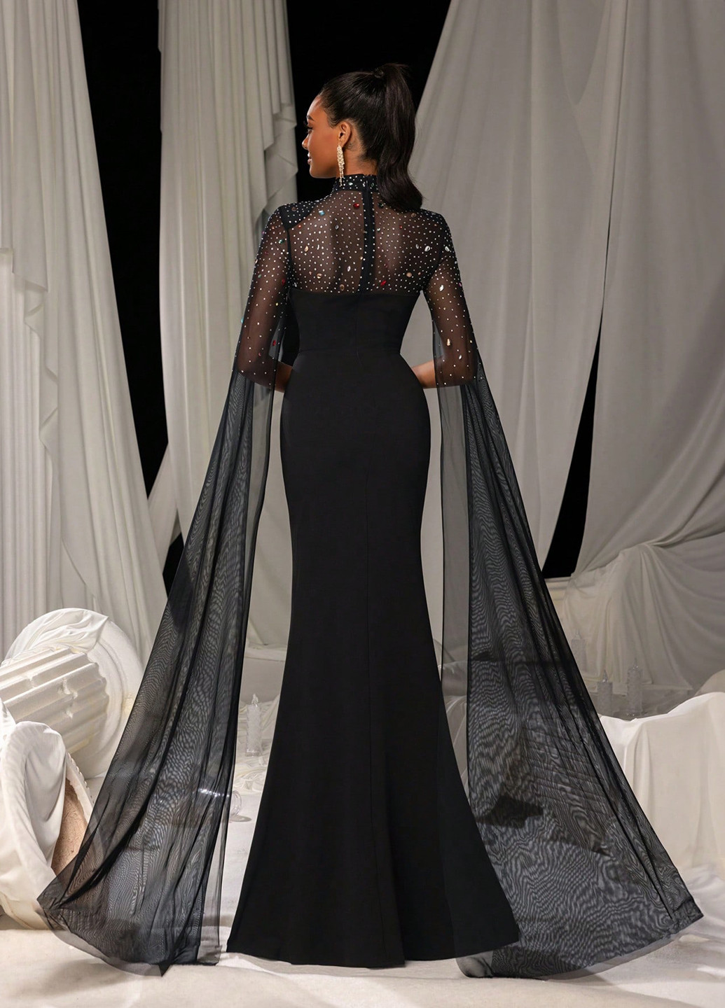 Черное вечернее платье годе, платье-кейп SHEIN однотонное