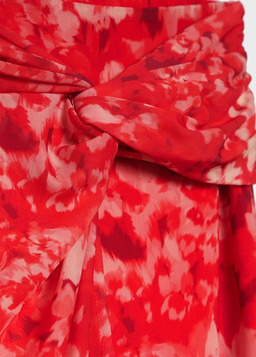 Красная кэжуал цветочной расцветки юбка Stradivarius