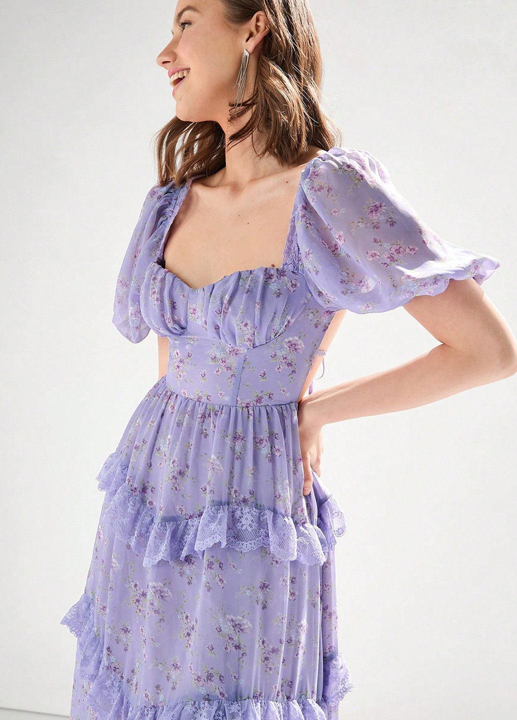 Фиолетовое праздничный, кэжуал платье клеш, с открытой спиной SHEIN с цветочным принтом