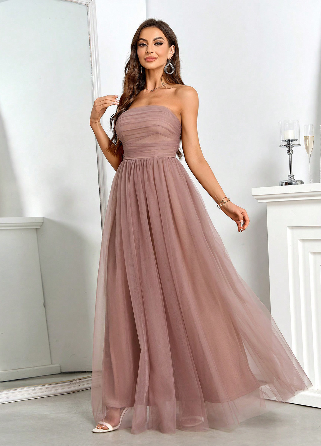 Светло-розовое праздничный, вечернее платье с пышной юбкой, а-силуэт, бандо, с открытой спиной SHEIN однотонное