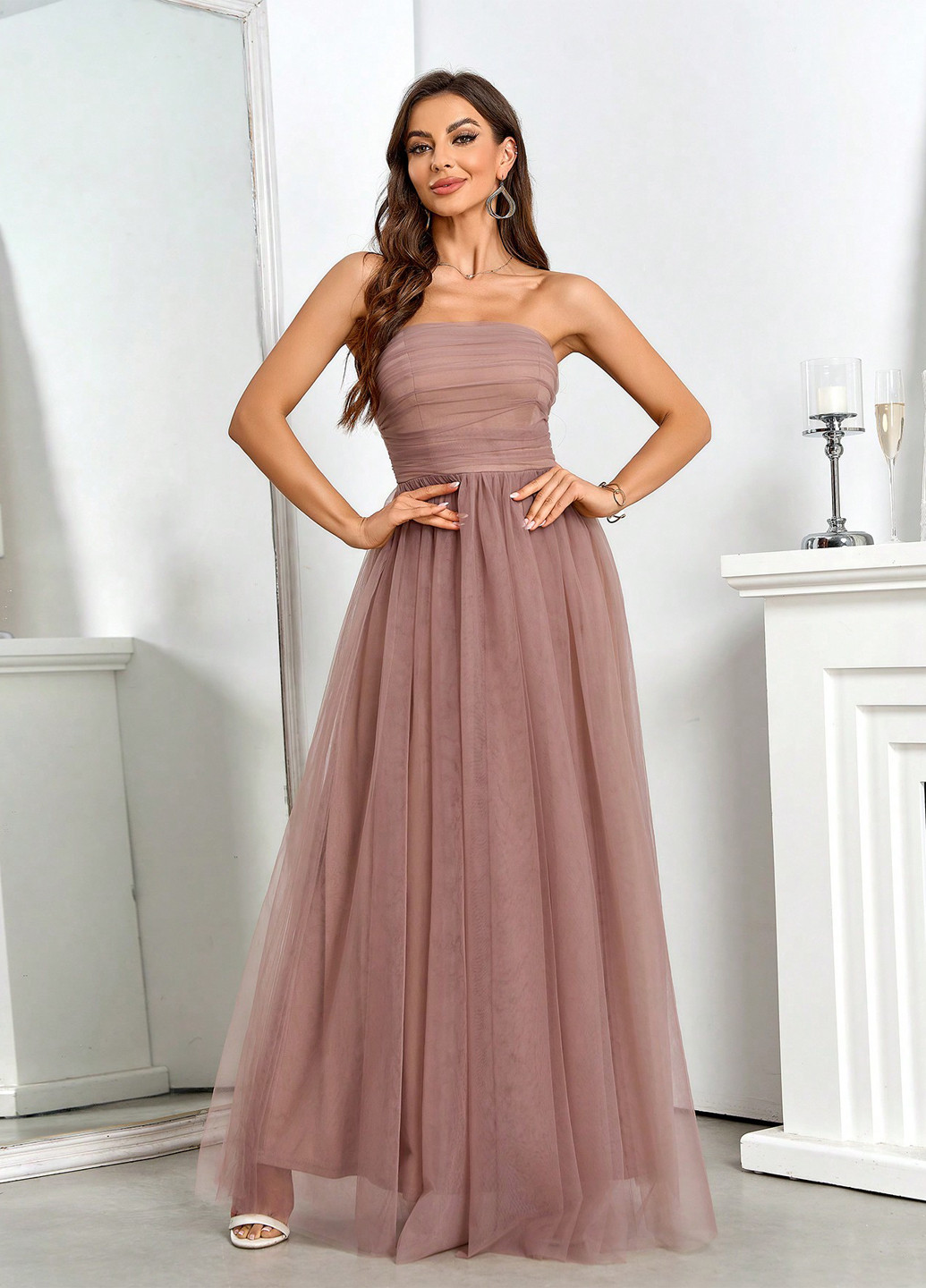 Светло-розовое праздничный, вечернее платье с пышной юбкой, а-силуэт, бандо, с открытой спиной SHEIN однотонное