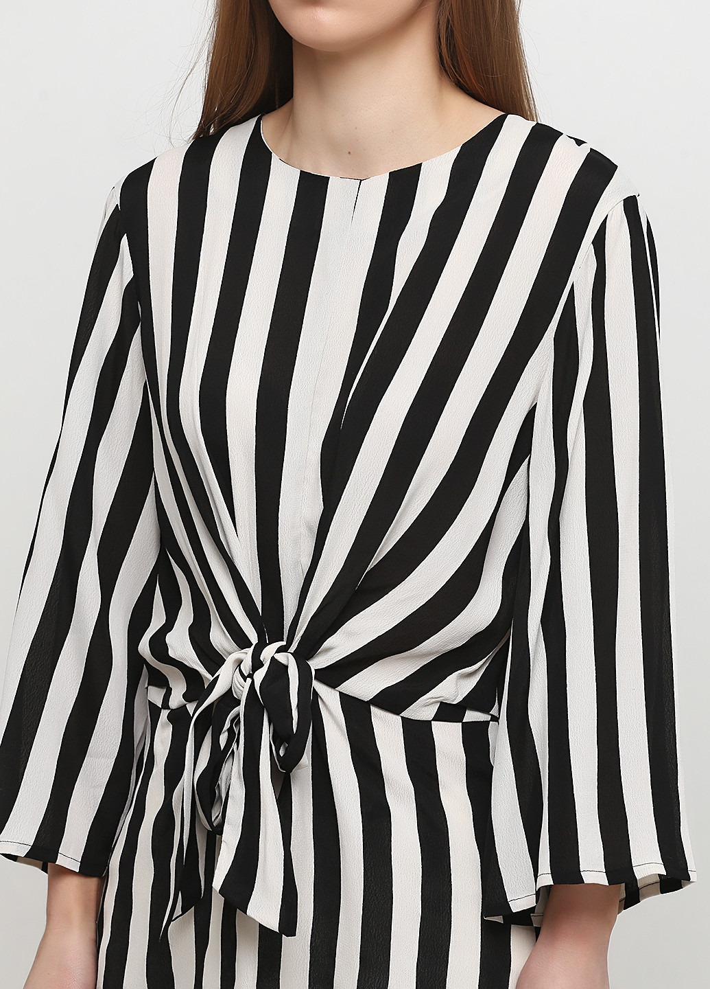 Чёрно-белую блуза Desires