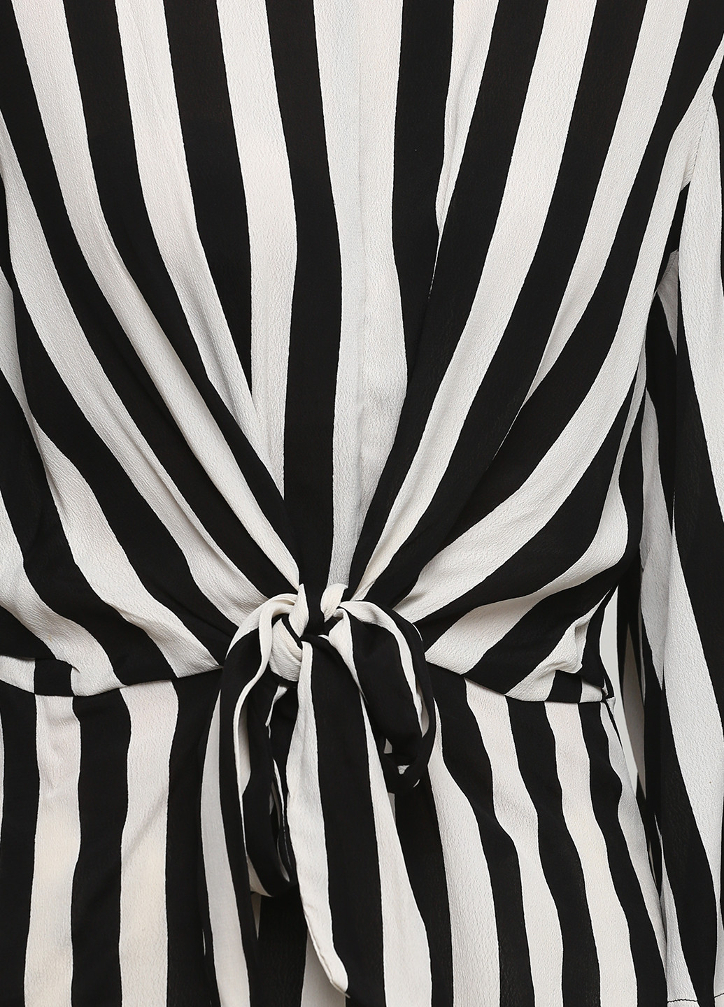 Чёрно-белую блуза Desires