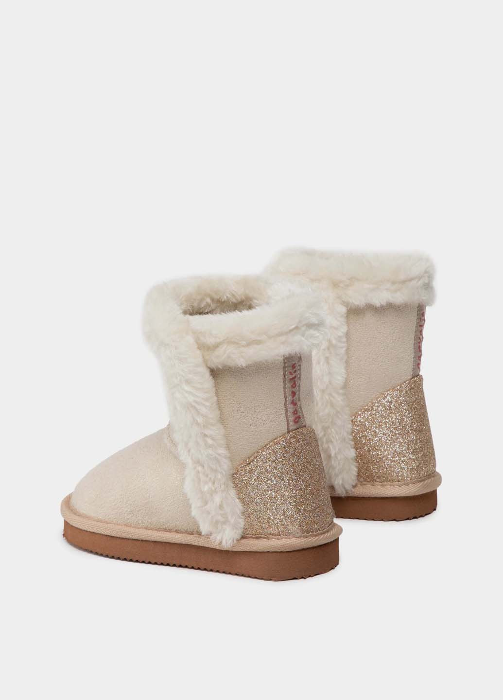 Бежевые зимние полусапоги Garvalin