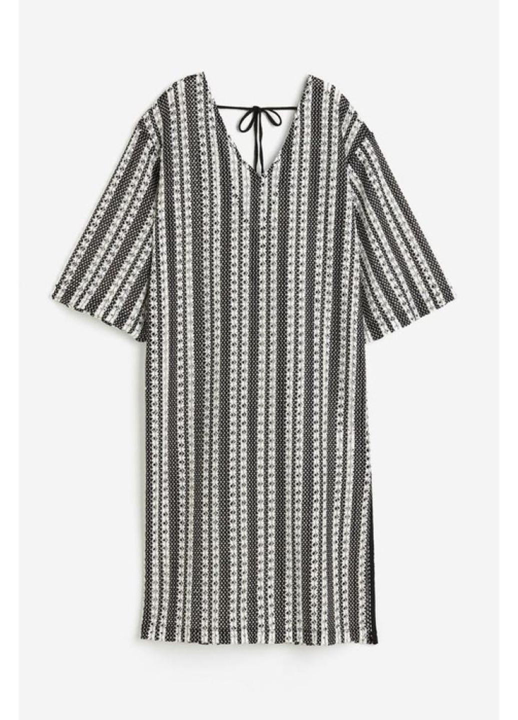 Черно-белое кэжуал платье с открытой спиной H&M с рисунком