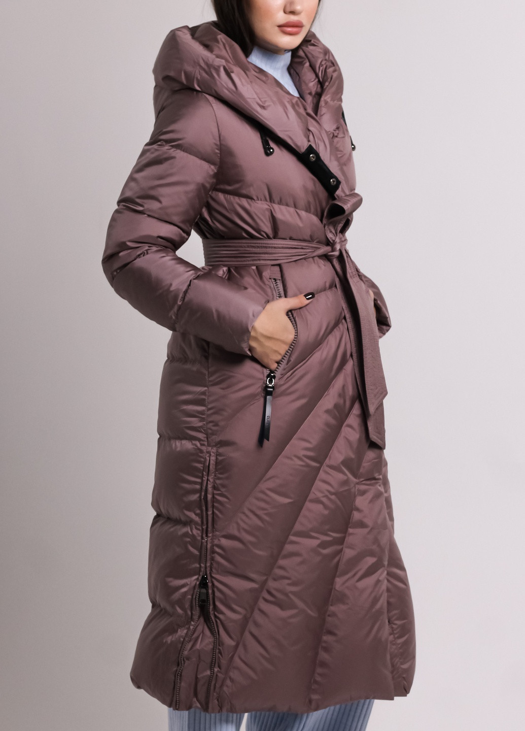 Светло-коричневое зимнее Пальто с поясом капучино Clasna
