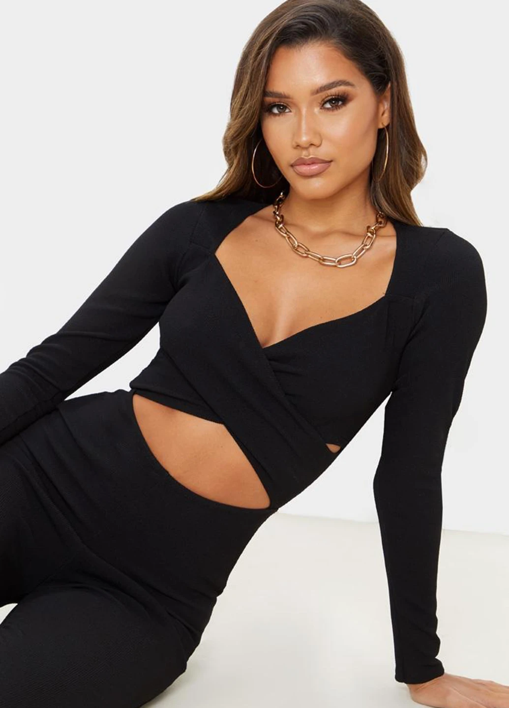 Комбинезон PrettyLittleThing комбинезон-брюки однотонный чёрный кэжуал полиэстер, трикотаж
