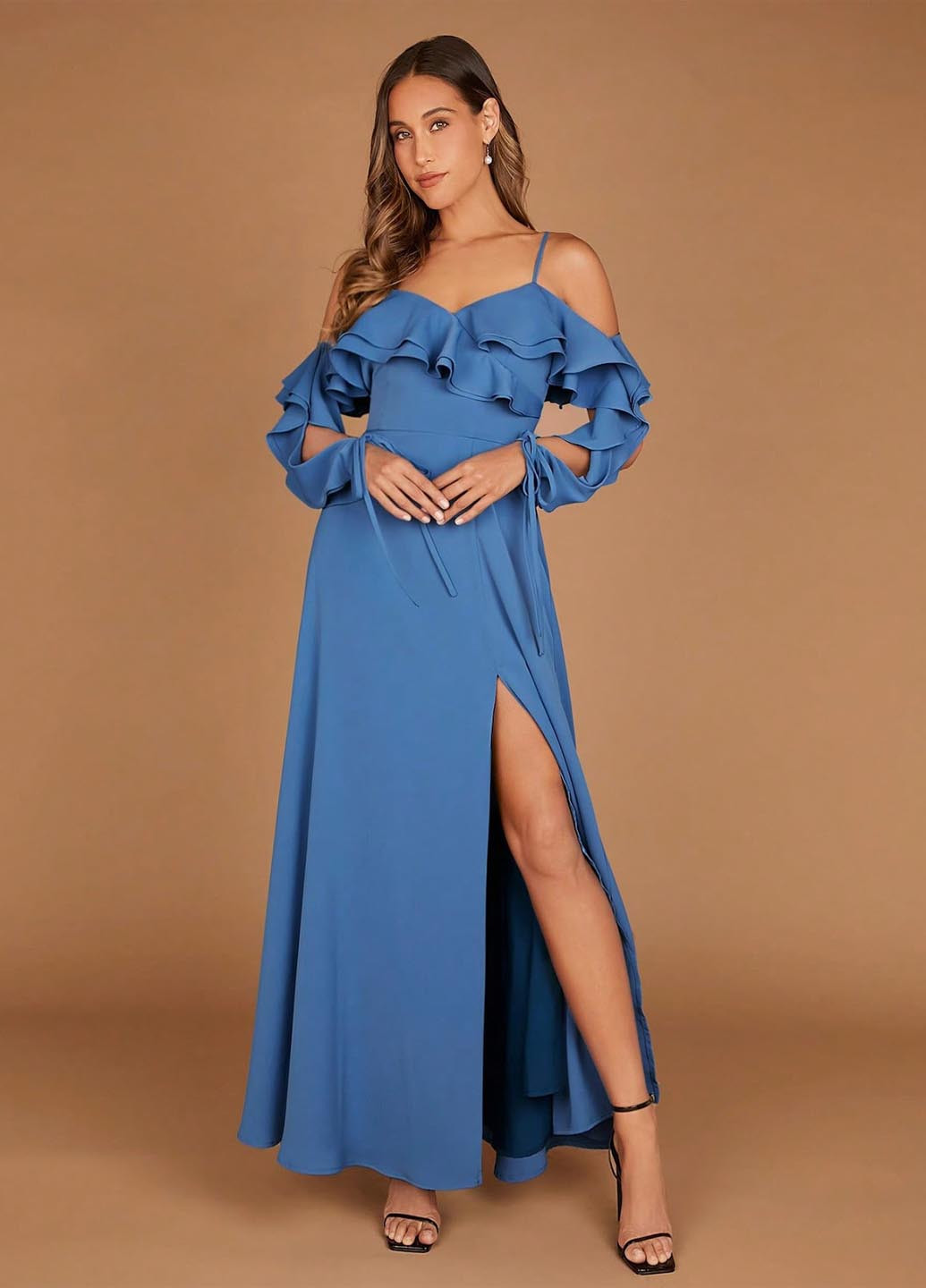 Синее праздничный платье с открытыми плечами SHEIN однотонное