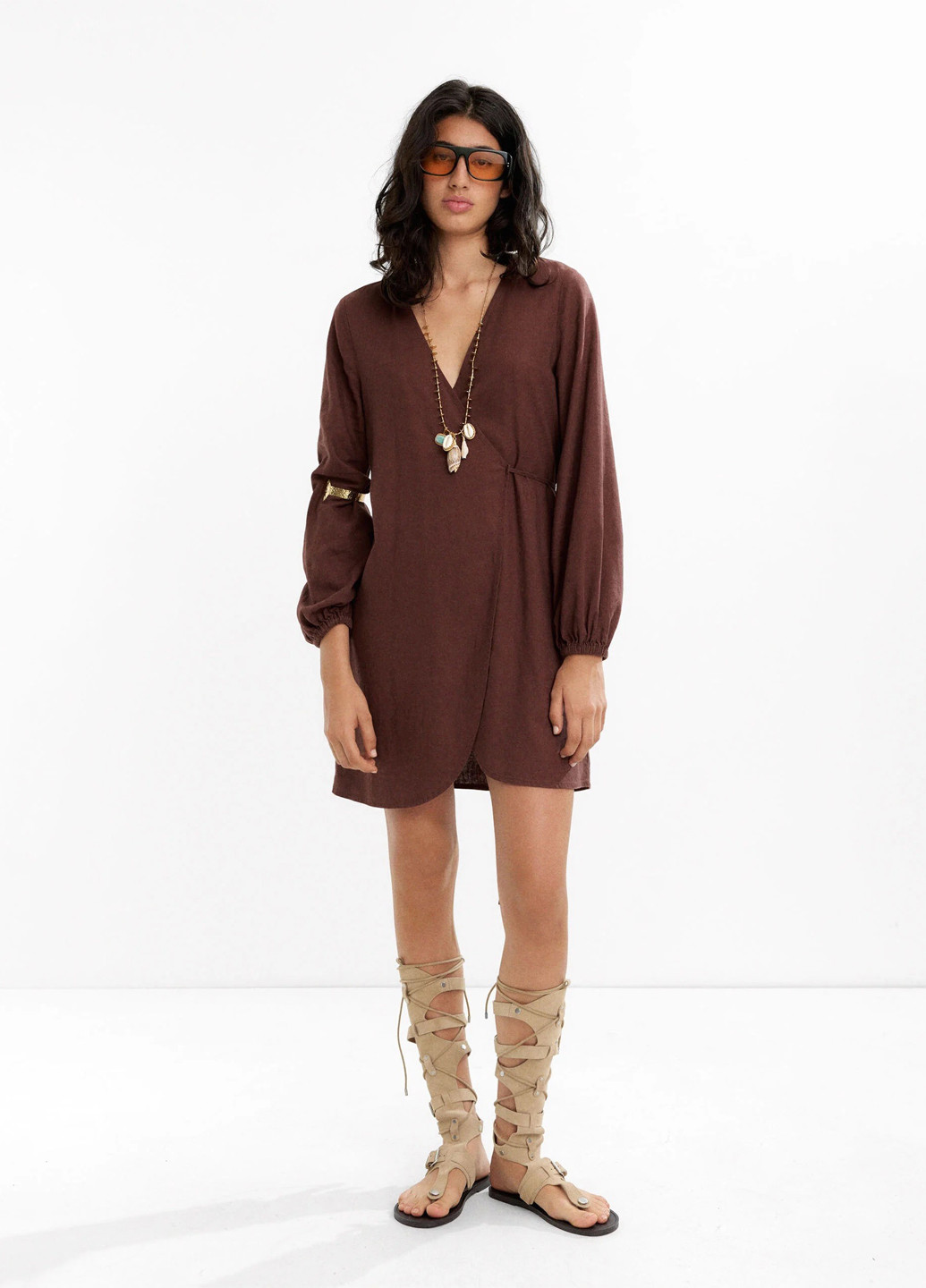 Коричневое кэжуал платье на запах Parfois однотонное
