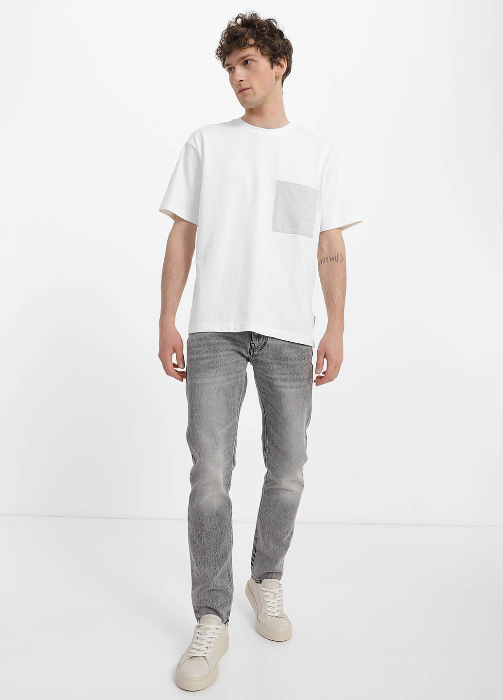 Джинси Armani Exchange (365688604)