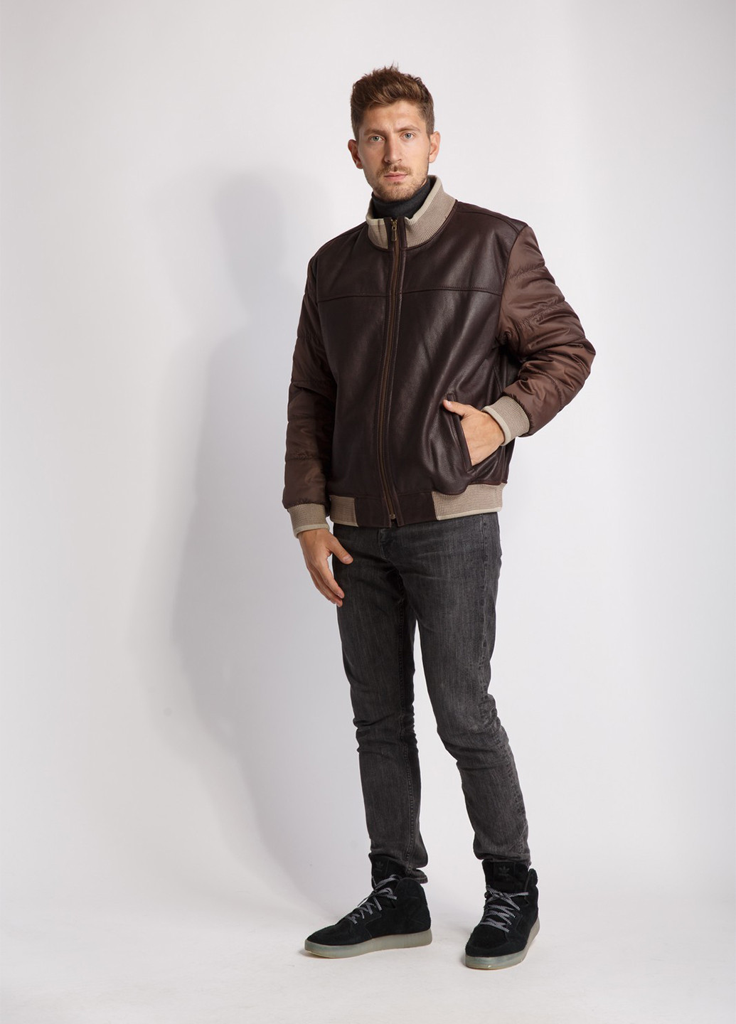 Темно-коричневая демисезонная куртка кожаная De Niro