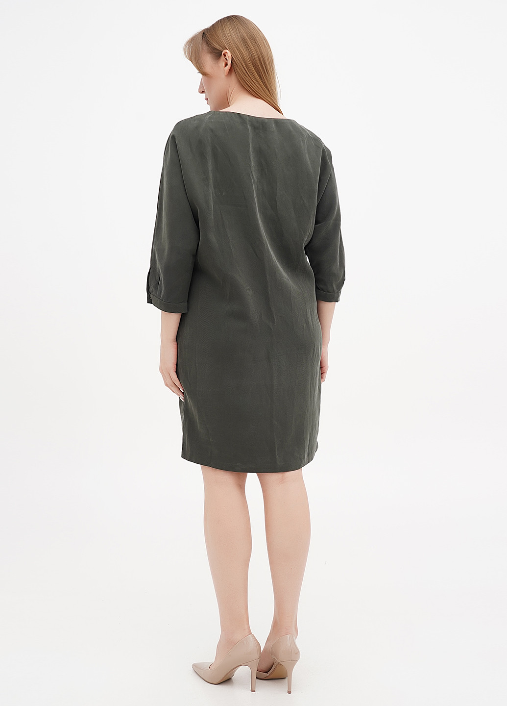 Оливковое (хаки) кэжуал платье Sassofono однотонное