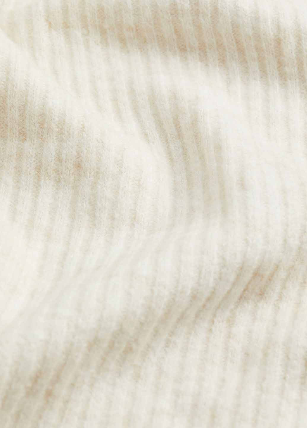 Кремовый демисезонный свитер H&M