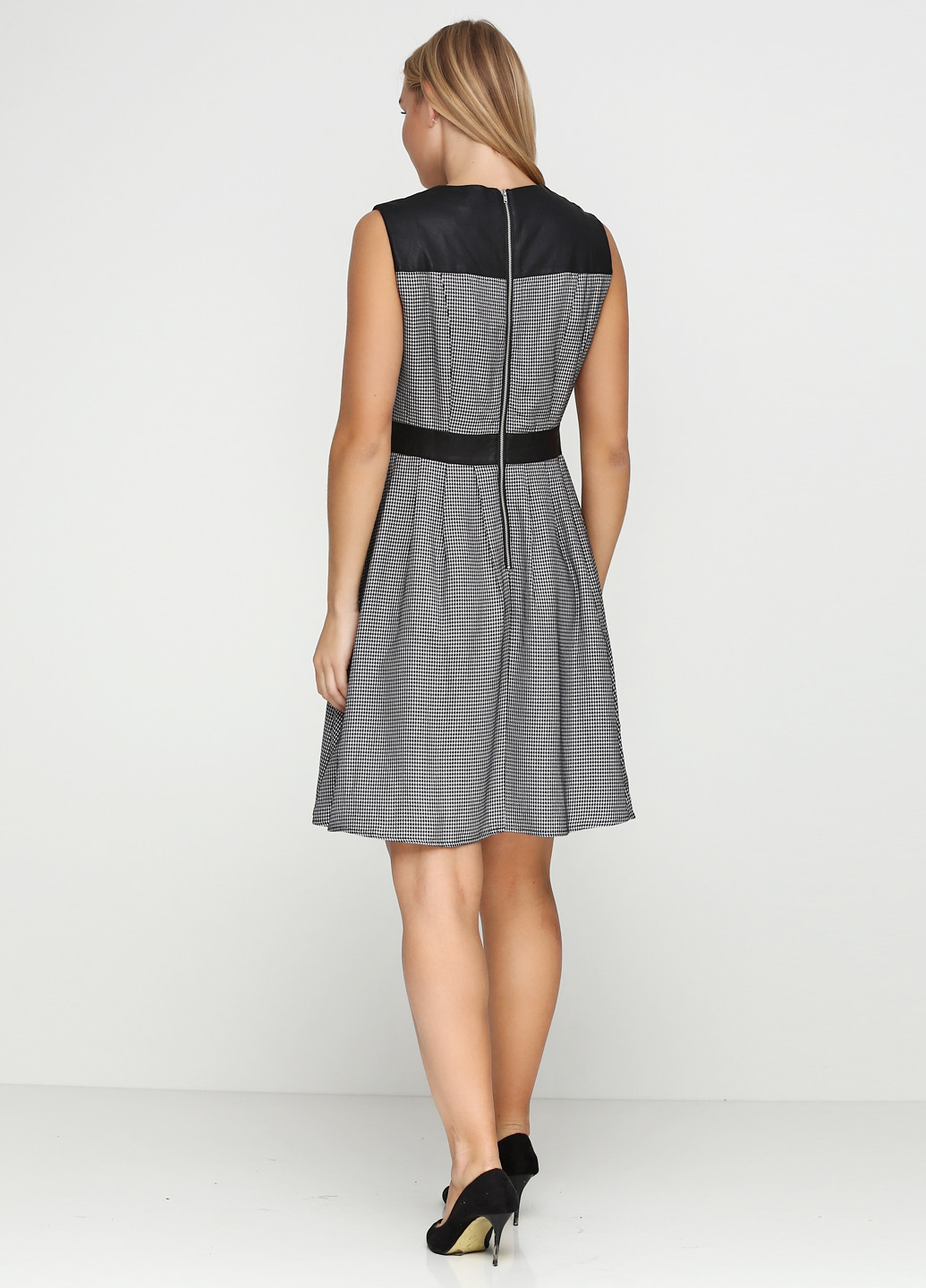 Чорна кежуал сукня MINT&BERRY меланжева