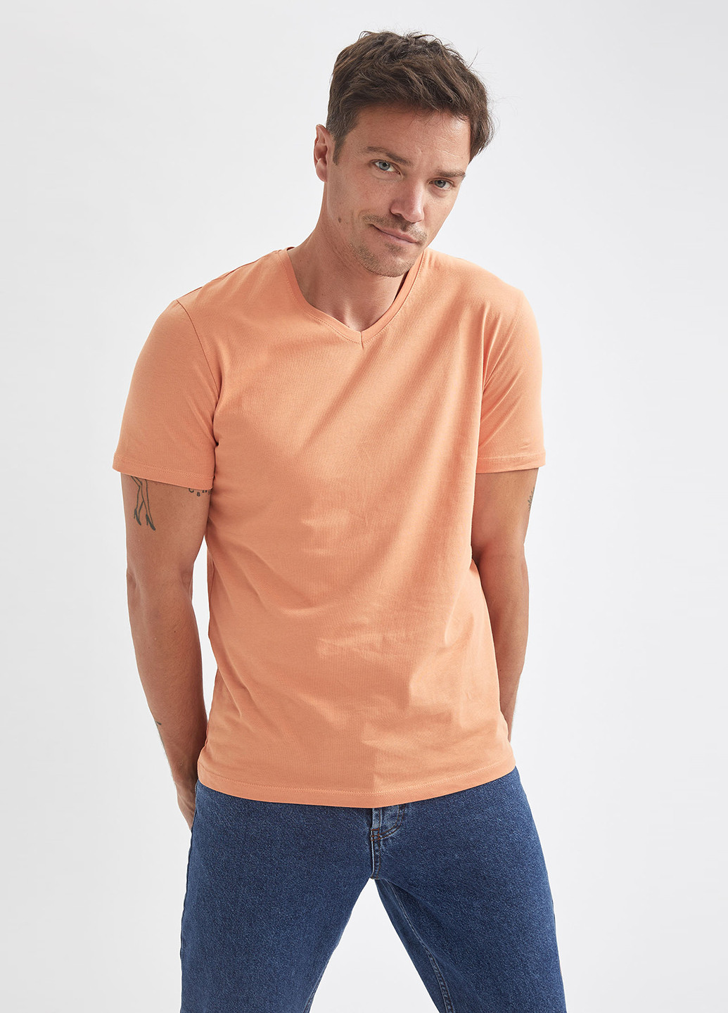 Світло-оранжева футболка DeFacto